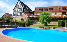 Landhotel Edelhof  3*